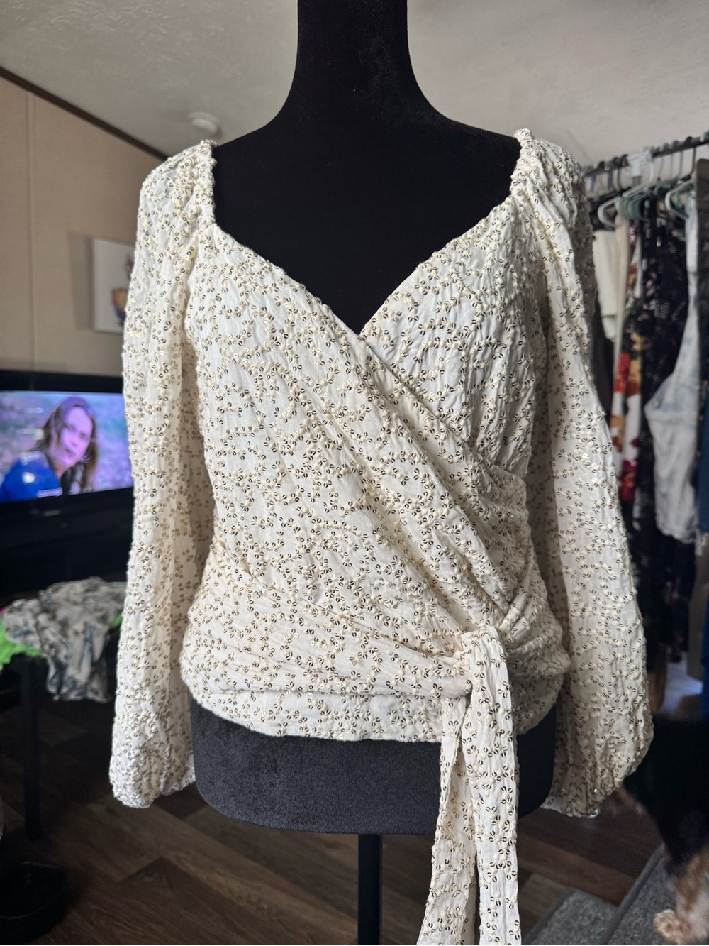 Anthropologie Cream Floral Wrap Blouse Long Sleeve Tie Waist Boho Romantic